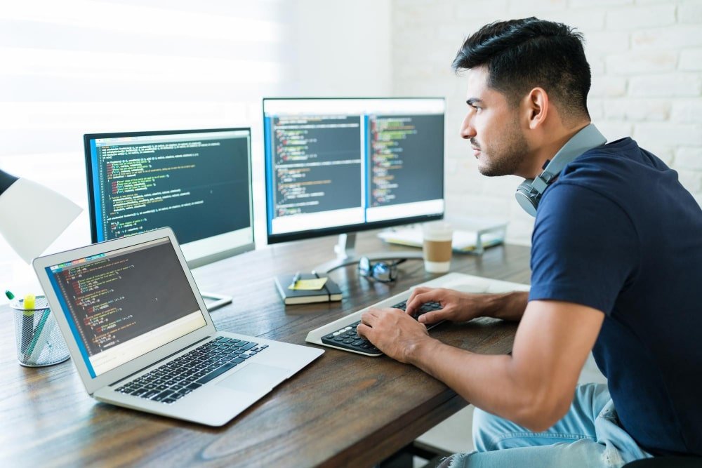 How to Become a Software Tester